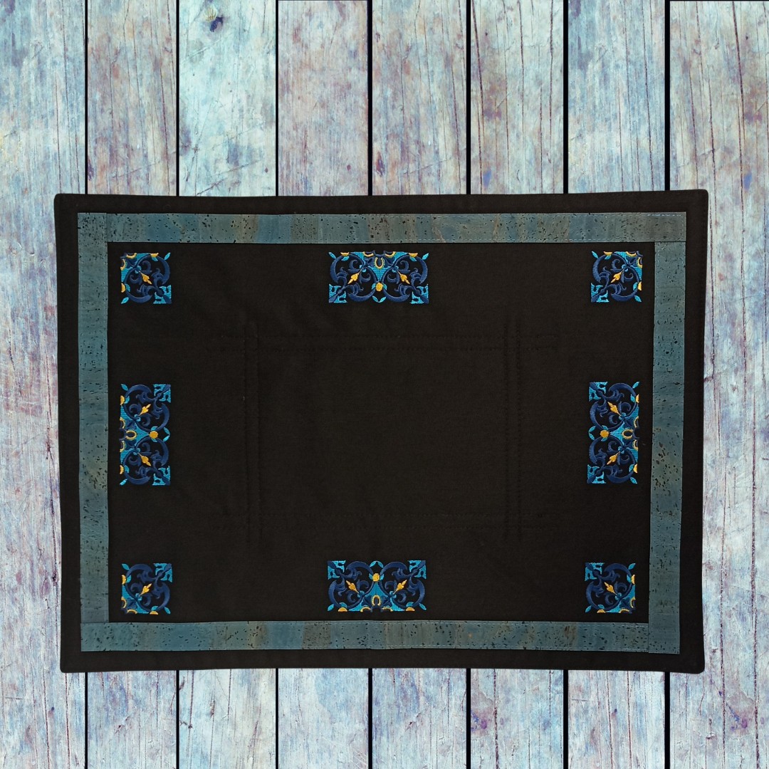 Black Placemat Tile with Cork_Front