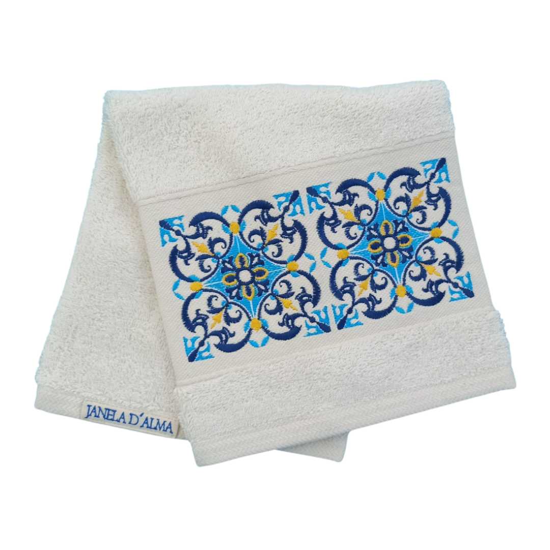 Cream Kitchen Hand Towel Tile 2