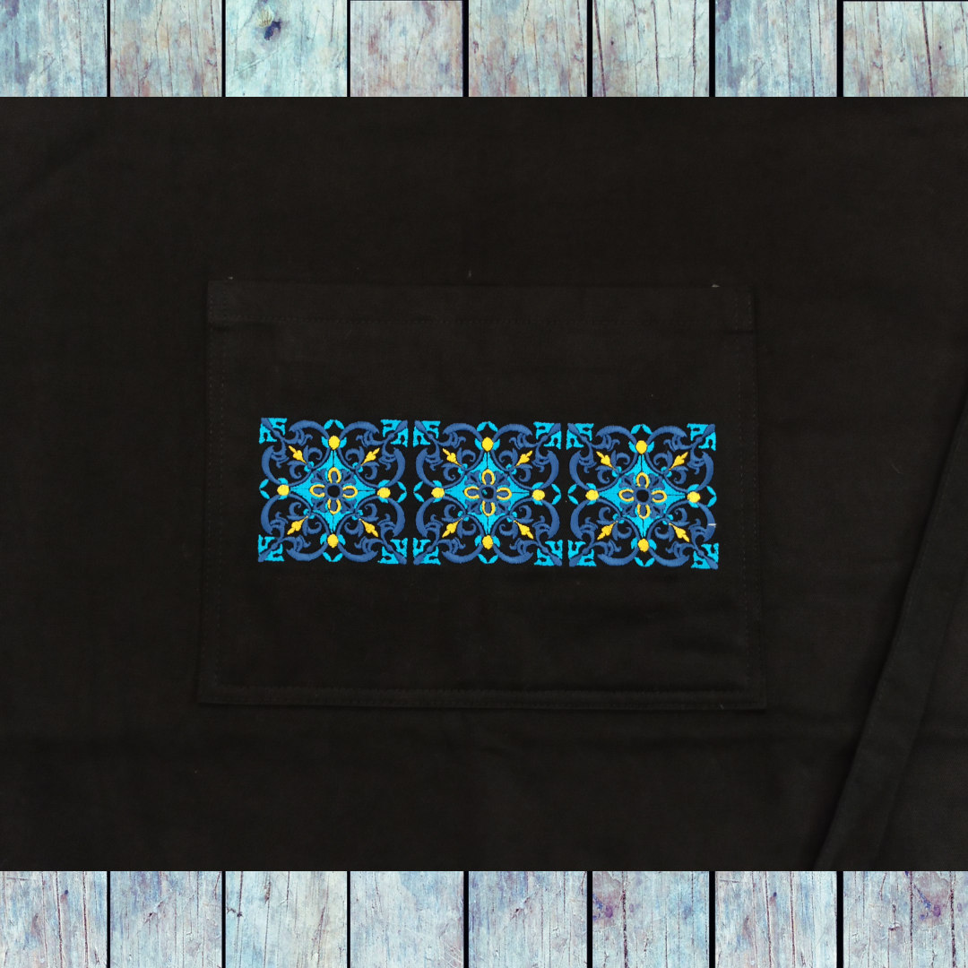 Black Kitchen Apron in 100% Cotton With Tile Embroidery Front Pocket