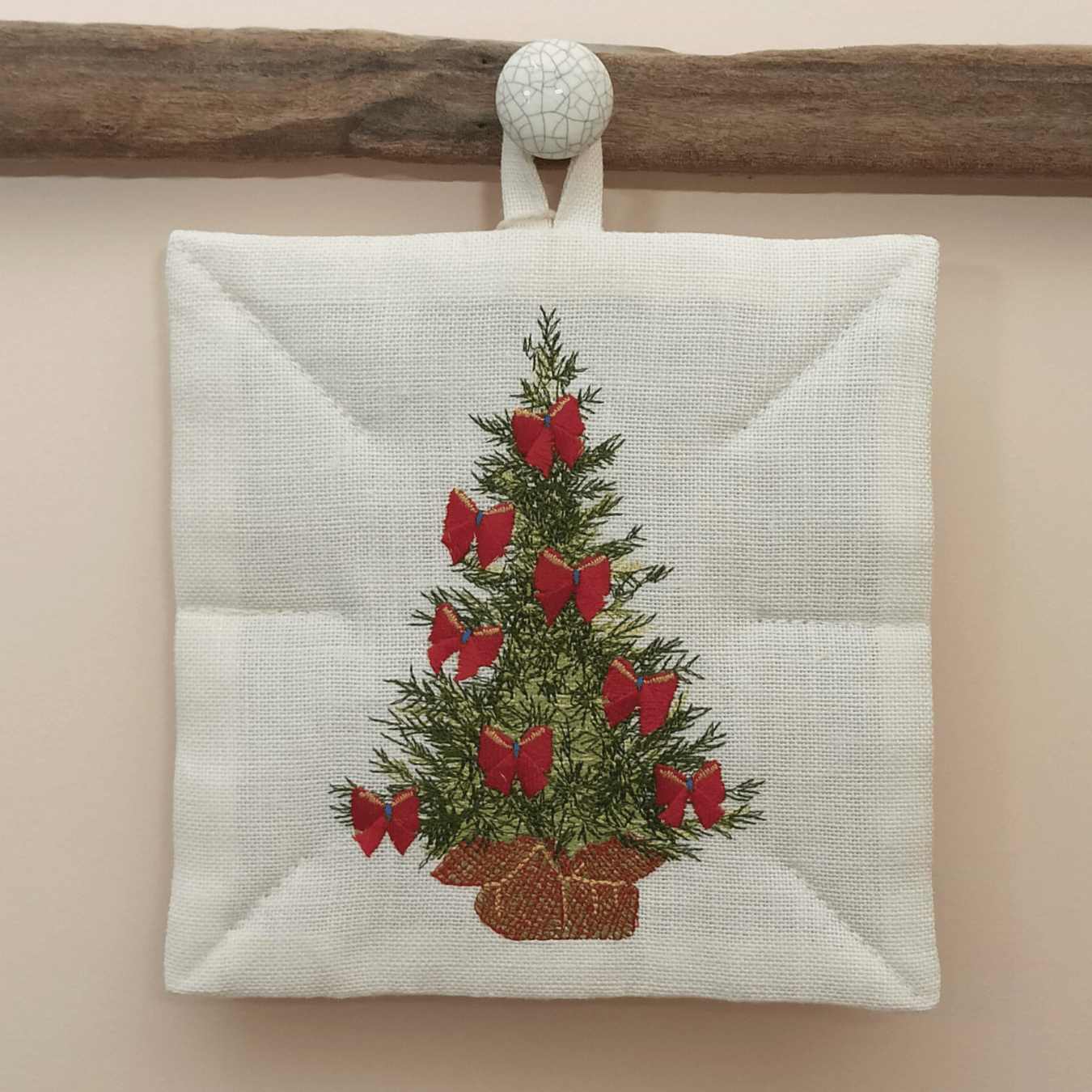 Linen Potholder Christmas Tree - Front Image